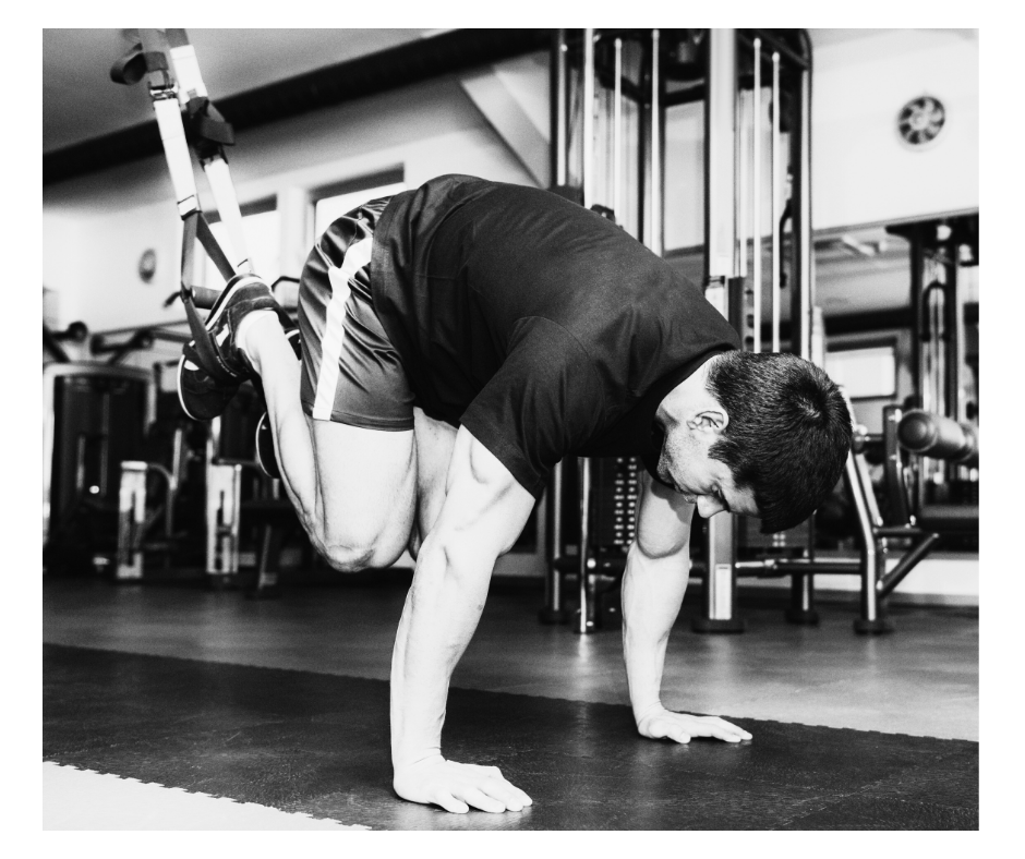 TRX training men